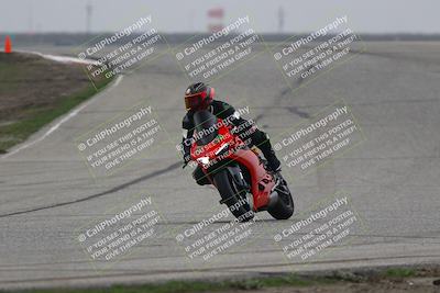 media/Nov-30-2025-TrackDaz (Sun) [[d8b22663df]]/C Group/Session 4 (Outside Grapevine)/